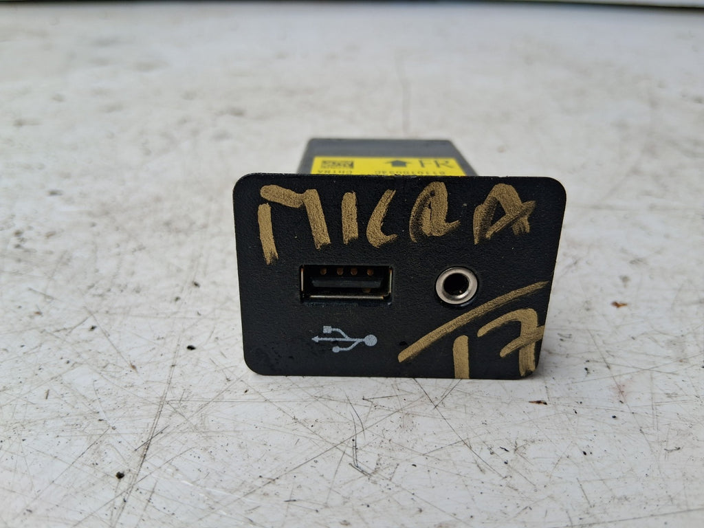 2017 NISSAN MICRA K14 USB AUX IN SOCKET 284H35FA0A