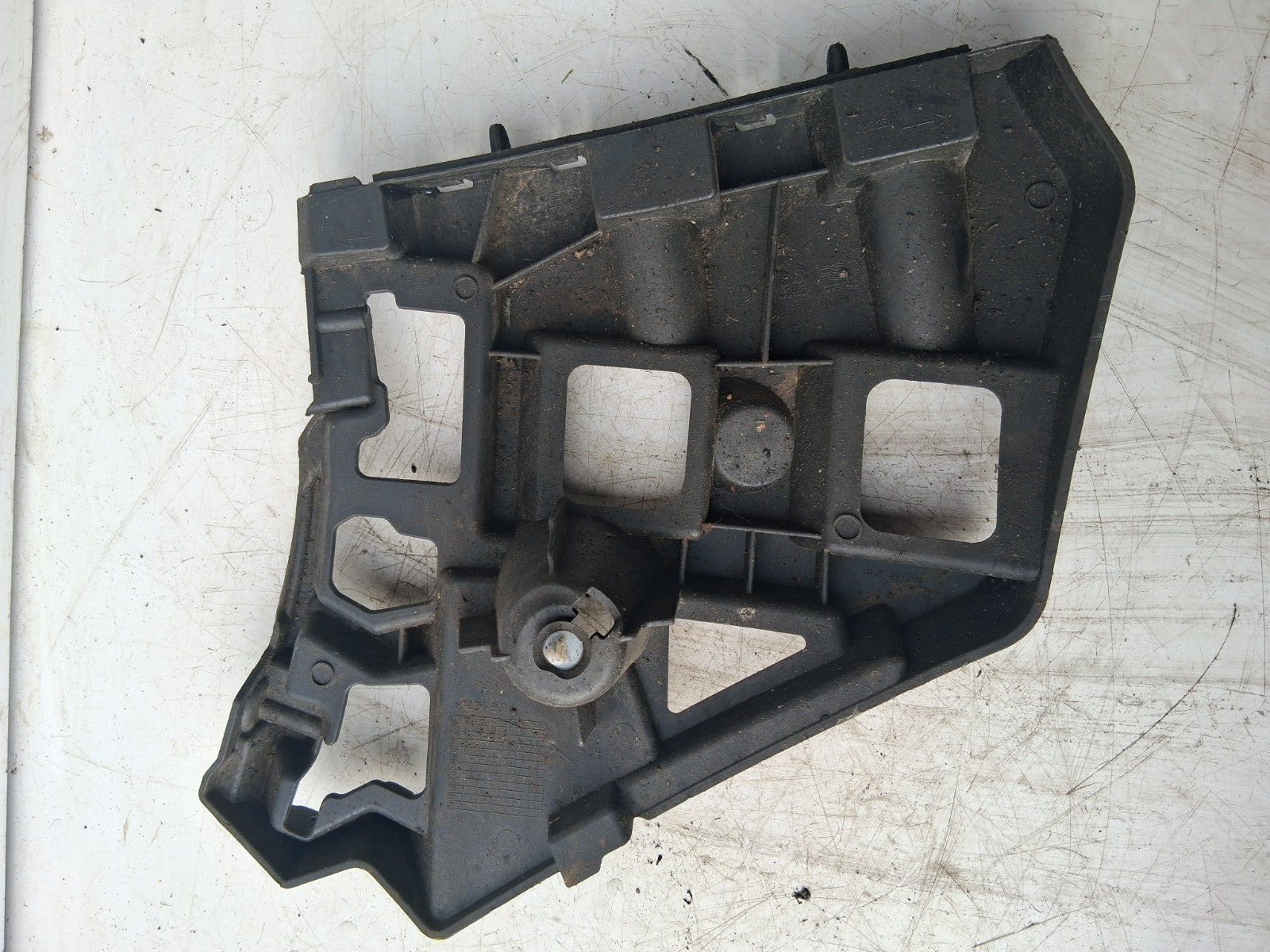 2021 CITROEN C4 OSF OFF DRIVER RIGHT SIDE FRONT BUMPER BRACKET 9830714280