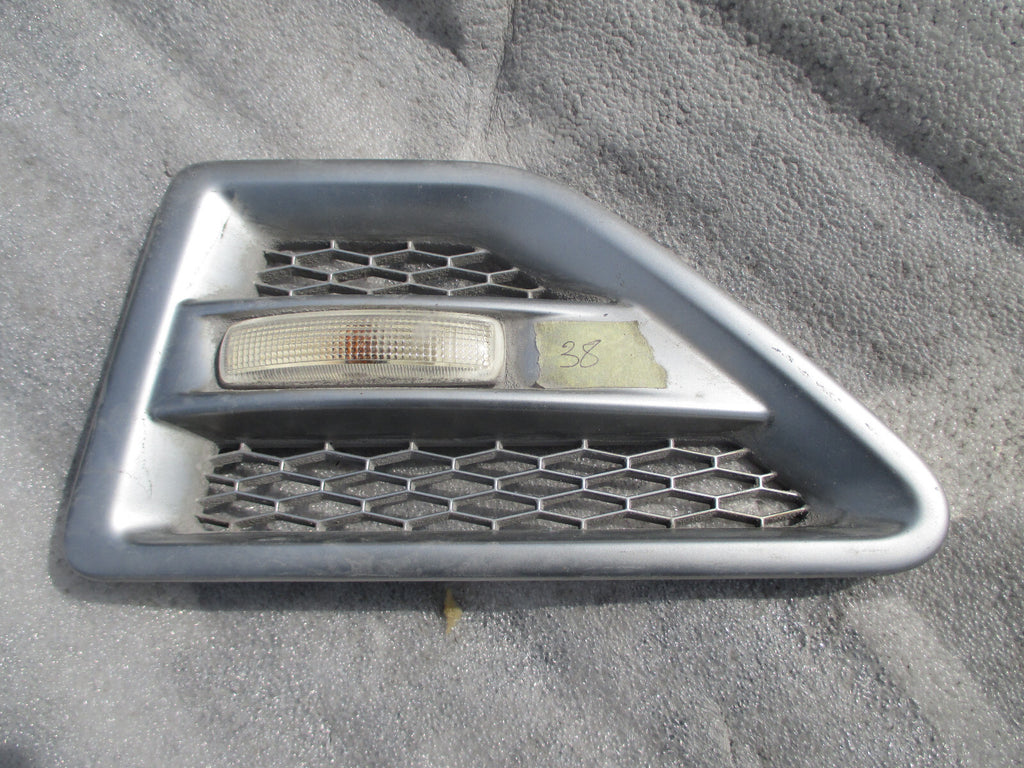 LANROVER FREELANDER 2008 NS PASSENGER SIDE FRONT WING GRILL 6H52014K81BC