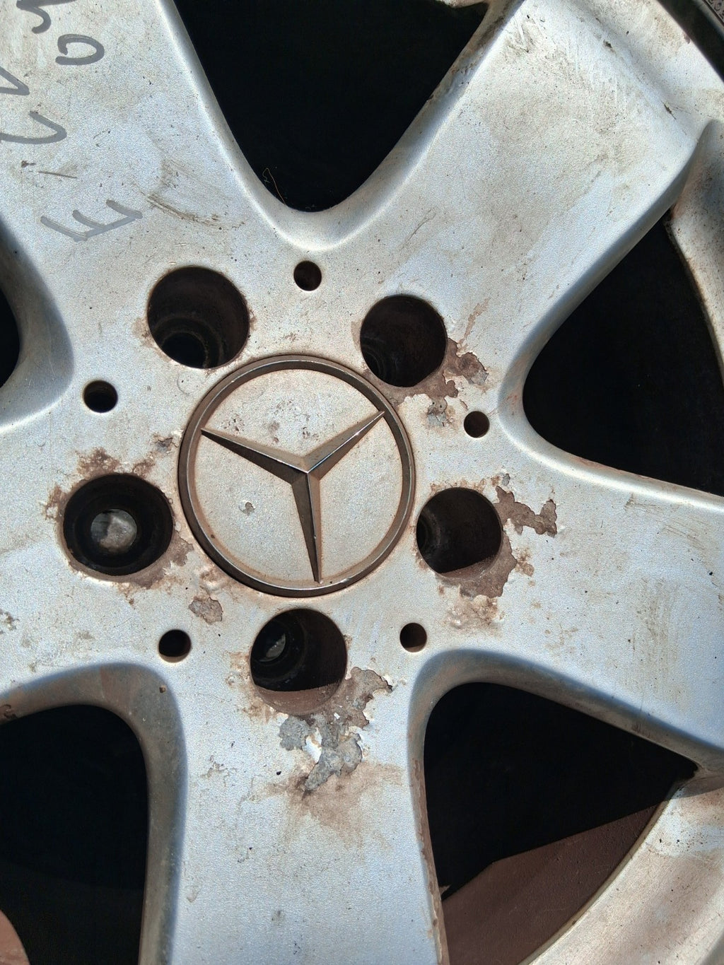2004 MERCEDES BENZ E CLASS W211 16 INCH ALLOY WHEEL WITH TYRE 225/55R16