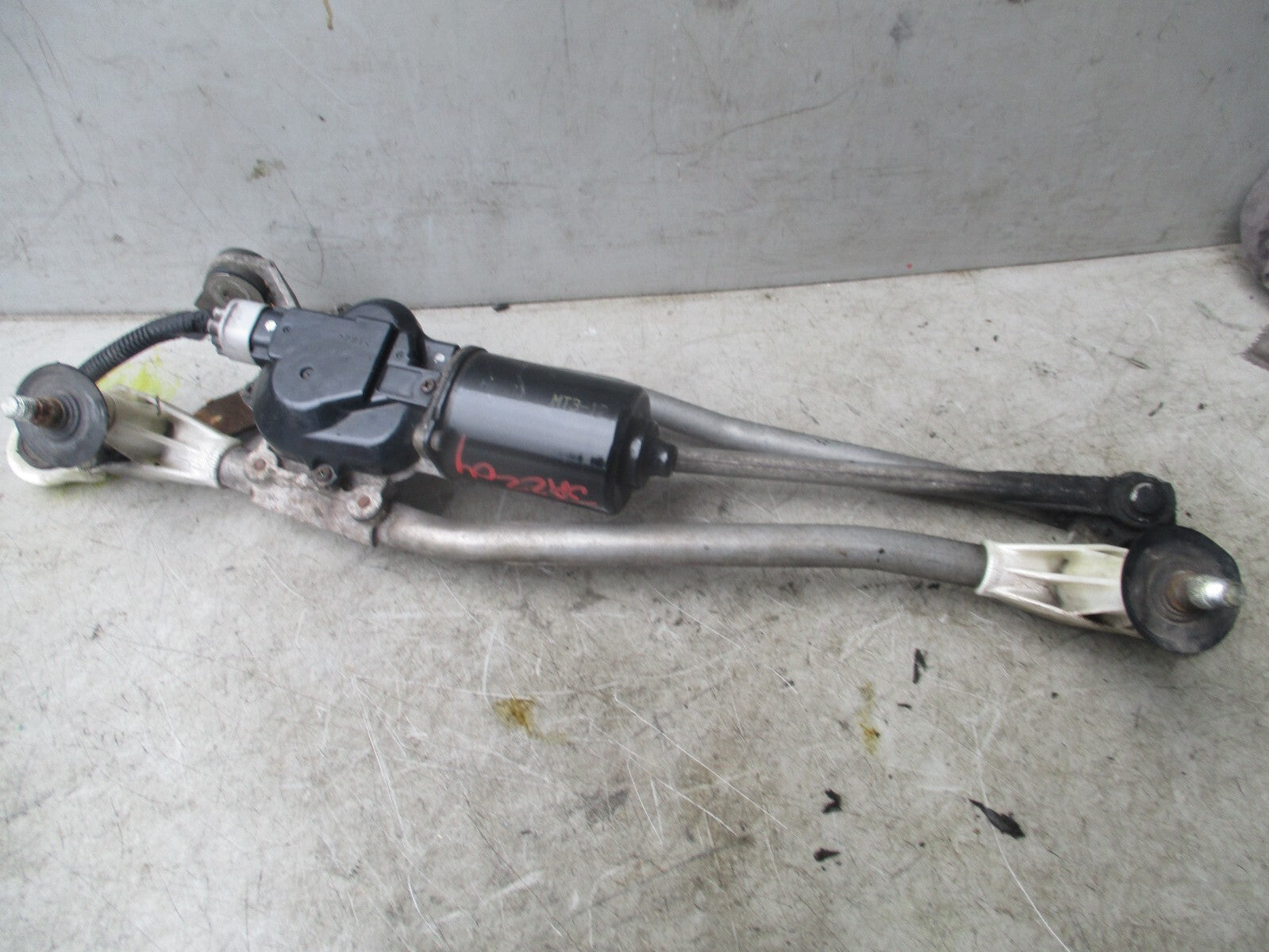 HONDA JAZZ 2004 MK2 FRONT WINDSCREEN WIPER MOTOR & LINKAGES