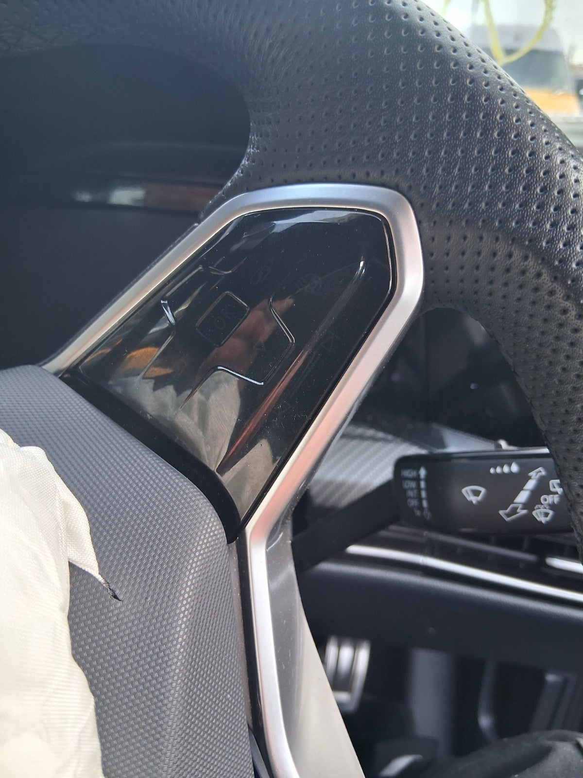 2024 VW VOLKSWAGEN GOLF MK8 R LINE MULTIFUNCTIONAL STEERING WHEEL