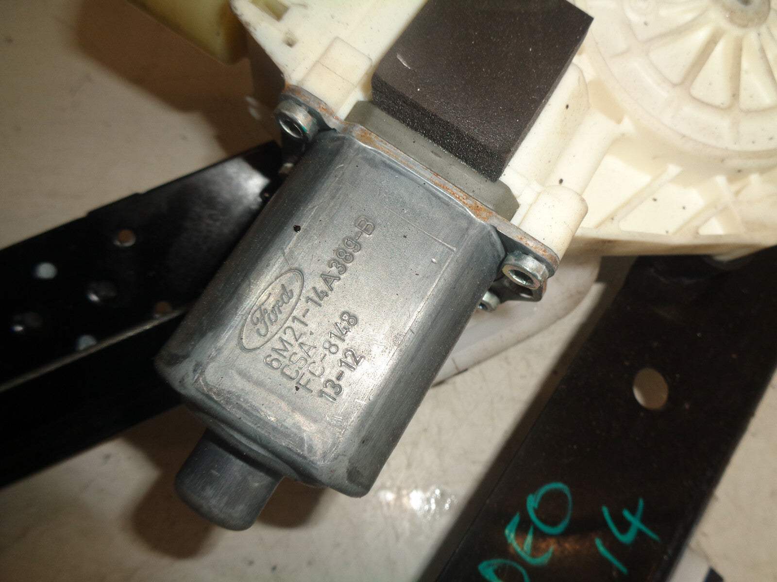 FORD MONDEO MK4 2014 NSF FRONT PASSENGER SIDE WINDOW MOTOR REGULATOR