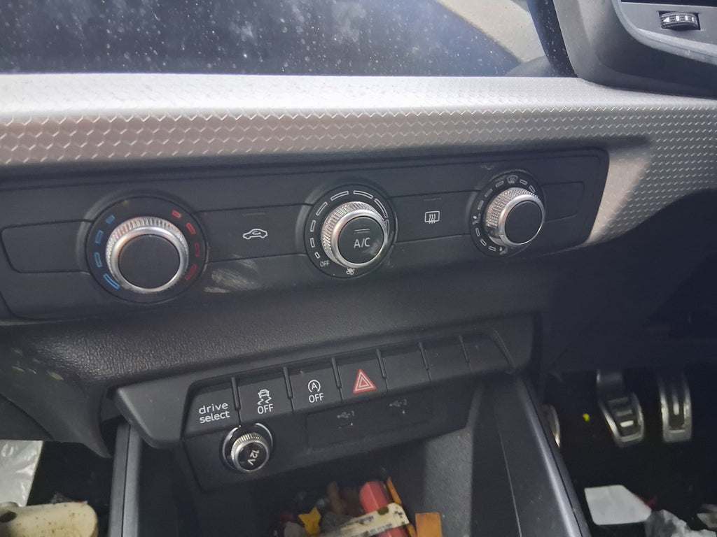 2025 AUDI A1 S LINE MK2 GB AC HEATER CLIMATE CONTROL SWITCH PANEL