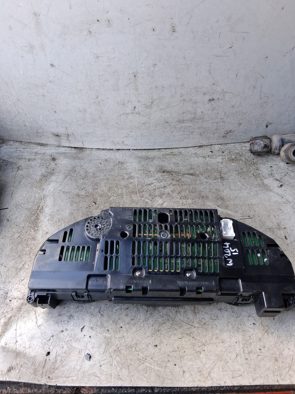 2015 MERCEDES C CLASS W204 SPEEDOMETER INSTRUMENT CLUSTER A2C53435305