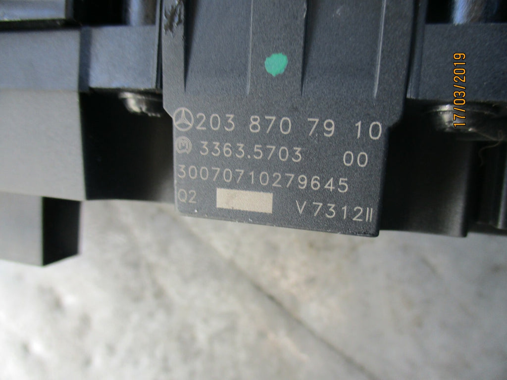 MERCEDES C CLASS W203 CENTRE CONSOLE HAZARD SWITCH 2038707910