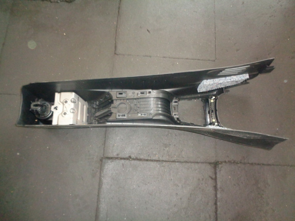 PEUGEOT 208 2012 CENTRE CONSOLE GEAR STICK SURROUND CAP 9672829777