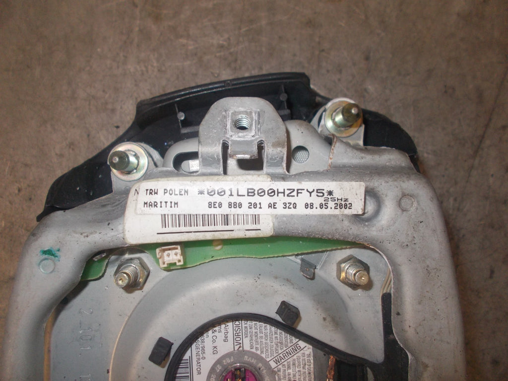 AUDI A4 2002 STEERING WHEEL AIRBAG 8E0880201