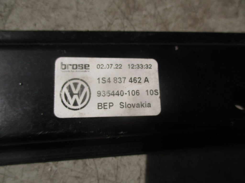 2022 VOLKSWAGEN UP OSF DRIVER SIDE FRONT RIGHT WINDOW MOTOR REGULATOR 1S4837462A