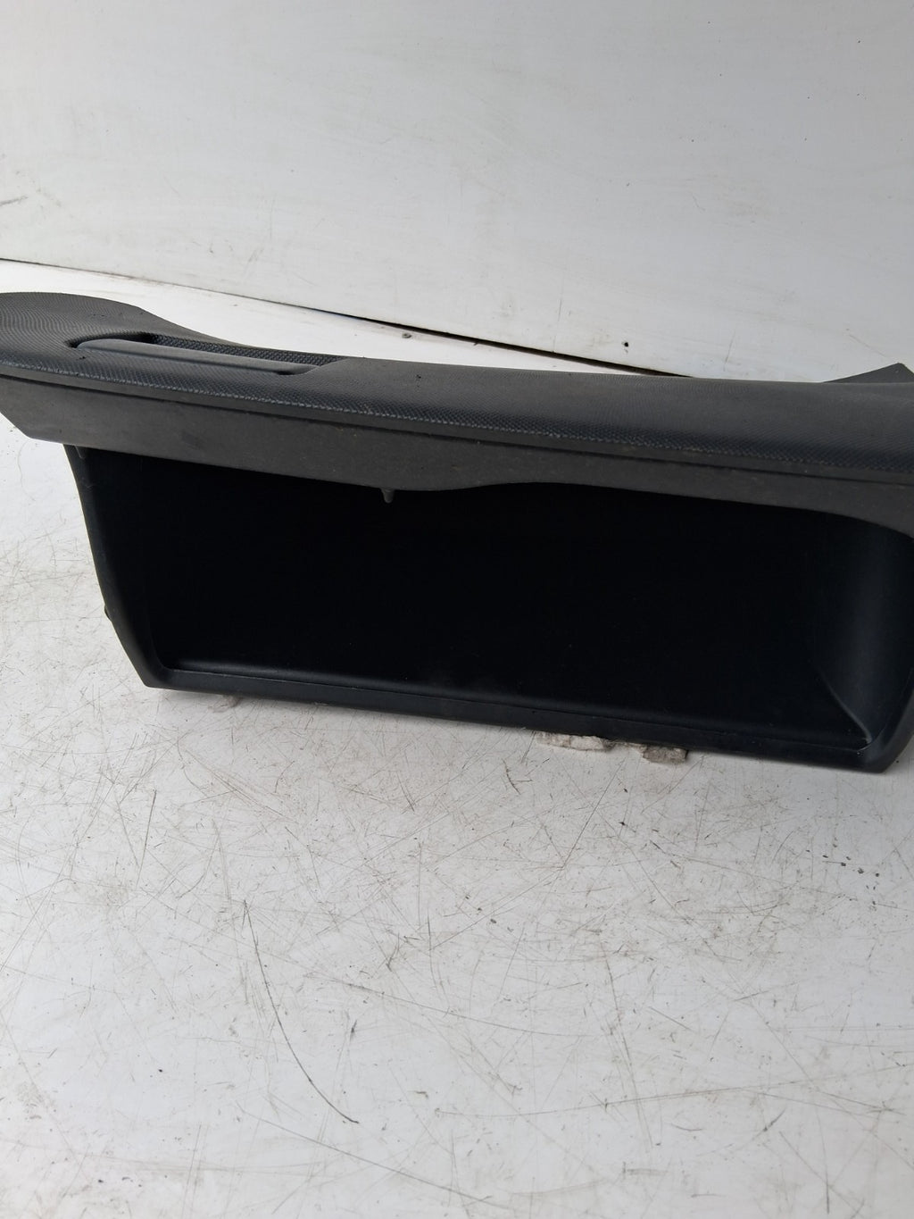 TOYOTA ESTIMA MK3 2013 GLOVE BOX STORAGE COMPARTMENT 5555028110
