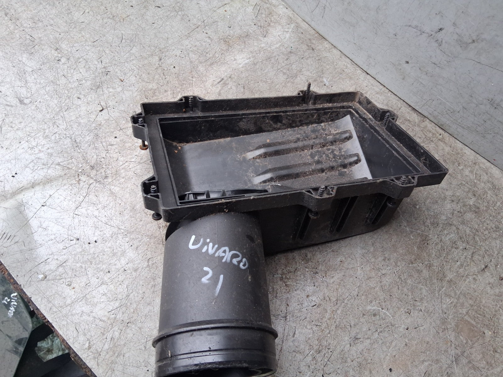 2021 VAUXHALL VIVARO AIR FILTER BOX COVER 5Q0129601BB