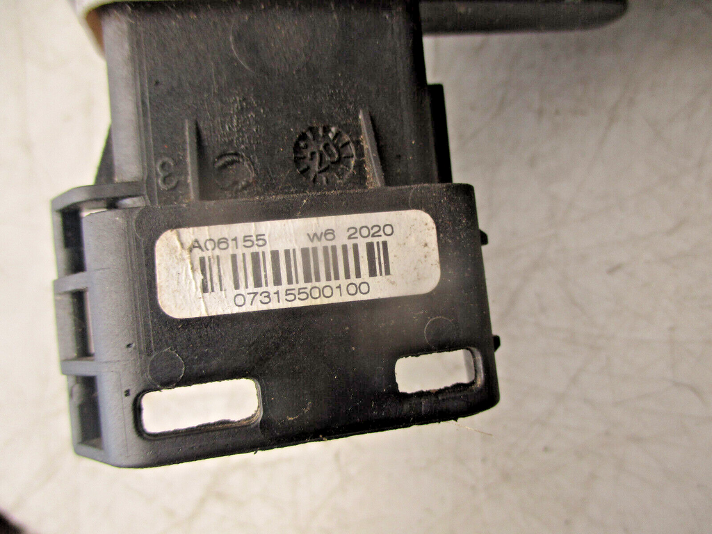 2022 VAUXHALL CROSSLAND NSR REAR DOOR LOCK & DOOR HANDLE A06155 9802977380