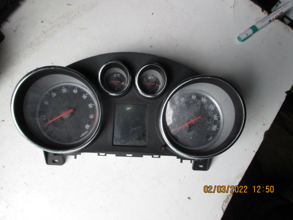 VAUXHALL ASTRA GTC 2016 1.4 PETROL SPEEDO INSTRUMENT CLUSTER 13460588 BA1X