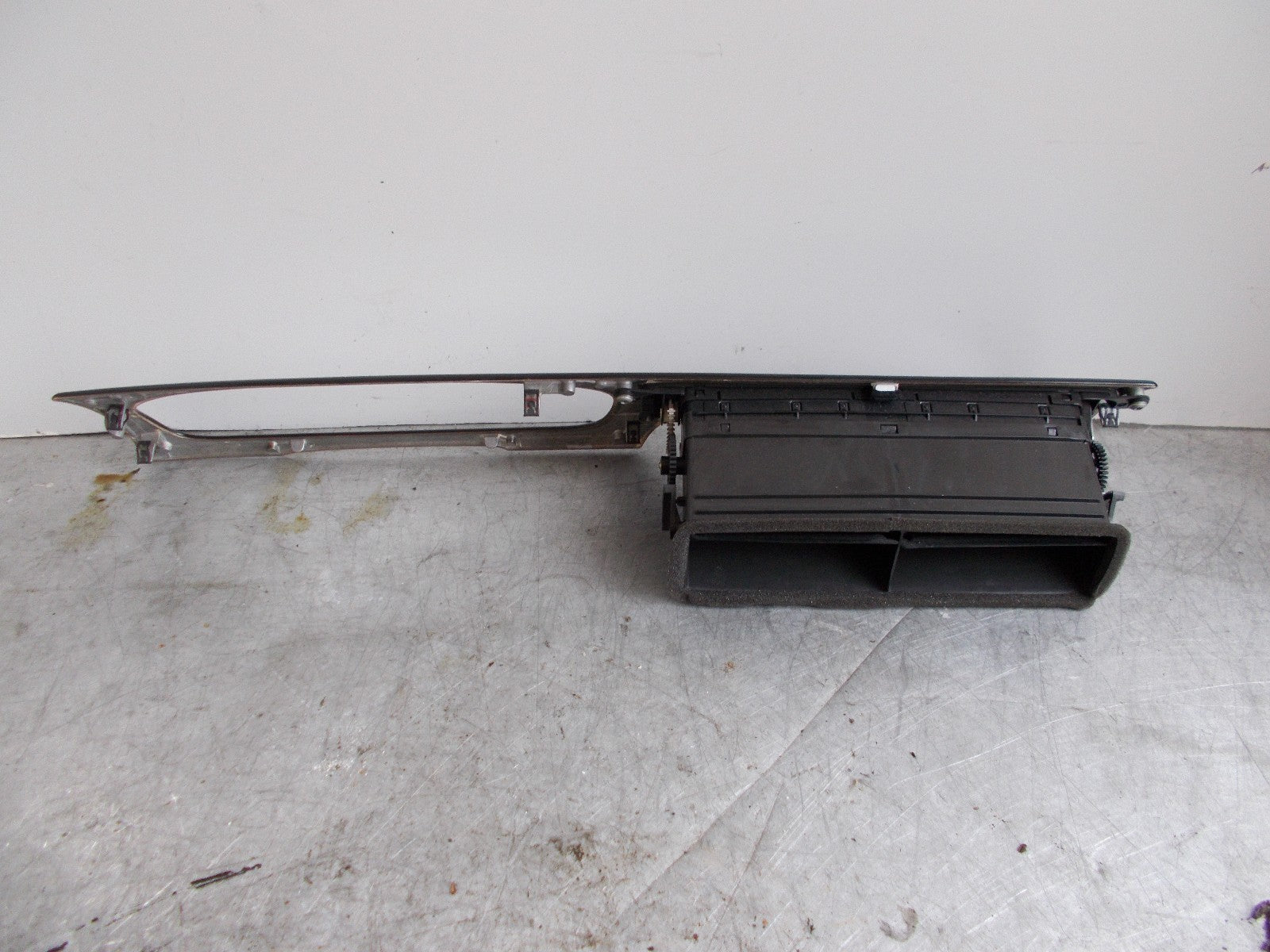 JAGUAR X TYPE 2005 AIR VENT WITH SURROUND TRIM BLACK 1X436770