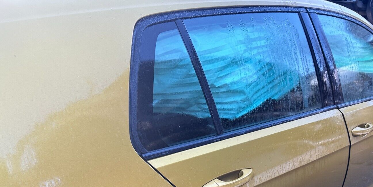 2018 VW VOLKSWAGEN GOLF MK7 OSR DRIVER SIDE REAR WINDOW GLASS PANE DROP DOWN