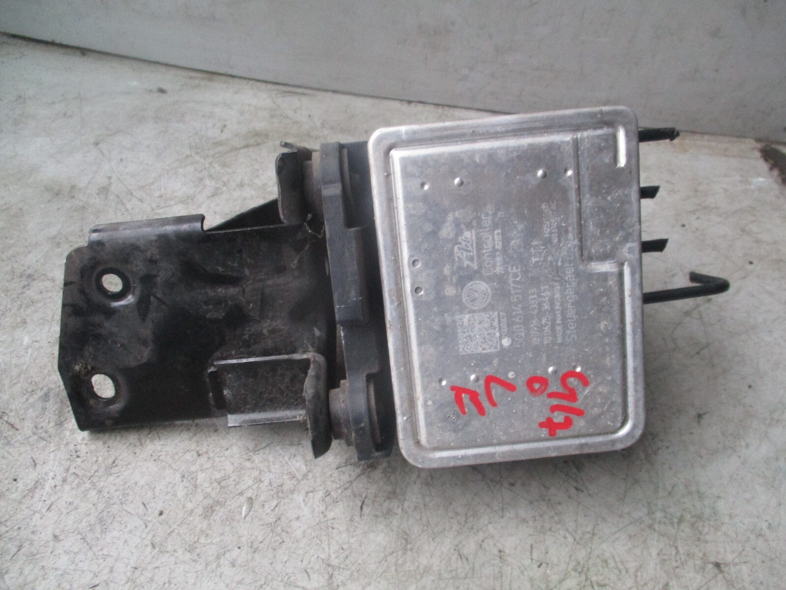 2017 VW VOLKSWAGEN GOLF MK7 1.6 DIESEL ABS PUMP MODULATOR 5Q0614517CE