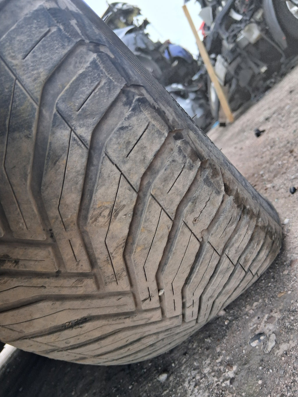 2019 FIAT 500L HATCH 16 INCH SINGLE ALLOY WHEEL WITH TYRE 205/55R16 REF 3