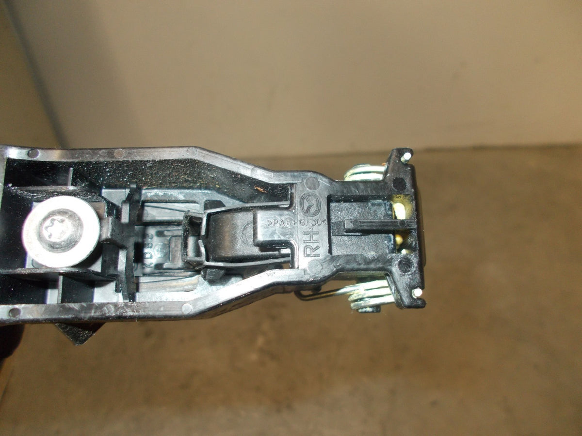 MAZDA 3 BM 2016 (MK3) OSR DRIVERS SIDE REAR DOOR HANDLE GREY
