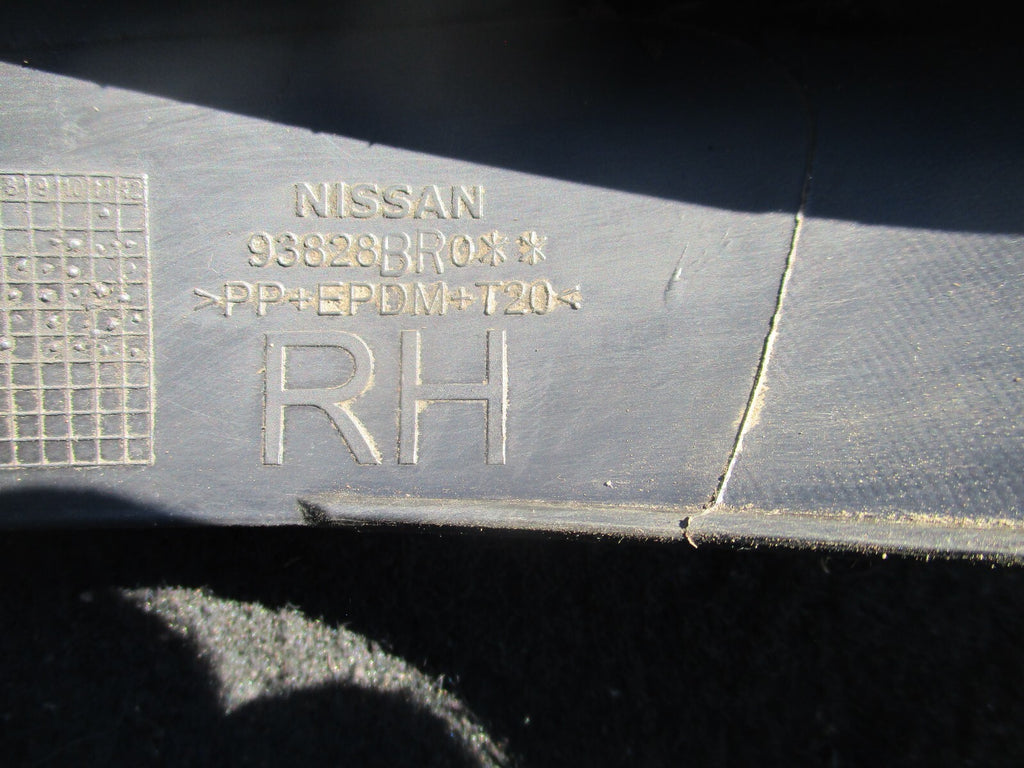 2012 NISSAN QASHQAI J10 OSR DRIVER SIDE REAR WHEEL ARCH MOULDING TRIM 93828BR
