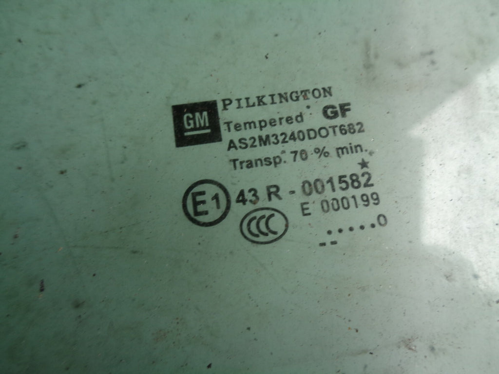 VAUXHALL ZAFIRA B NS PASSENGER SIDE LEFT FRONT DR WINDOW DROP GLASS E143R001582