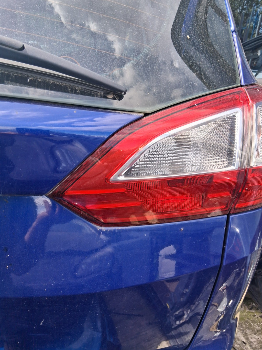 2015 FORD GRAND C MAX MK2 OSR DRIVER SIDE RIGHT REAR INNER TAIL LIGHT