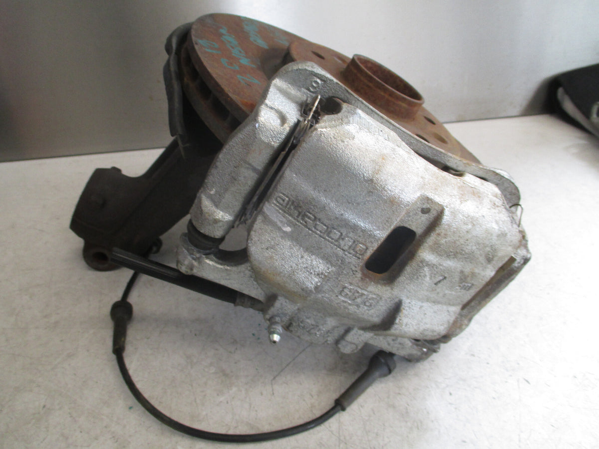 NISSAN QASHQAI J11 2018 1.3 PETROL NSF PASSENGER FRONT WHEEL HUB CALIPER
