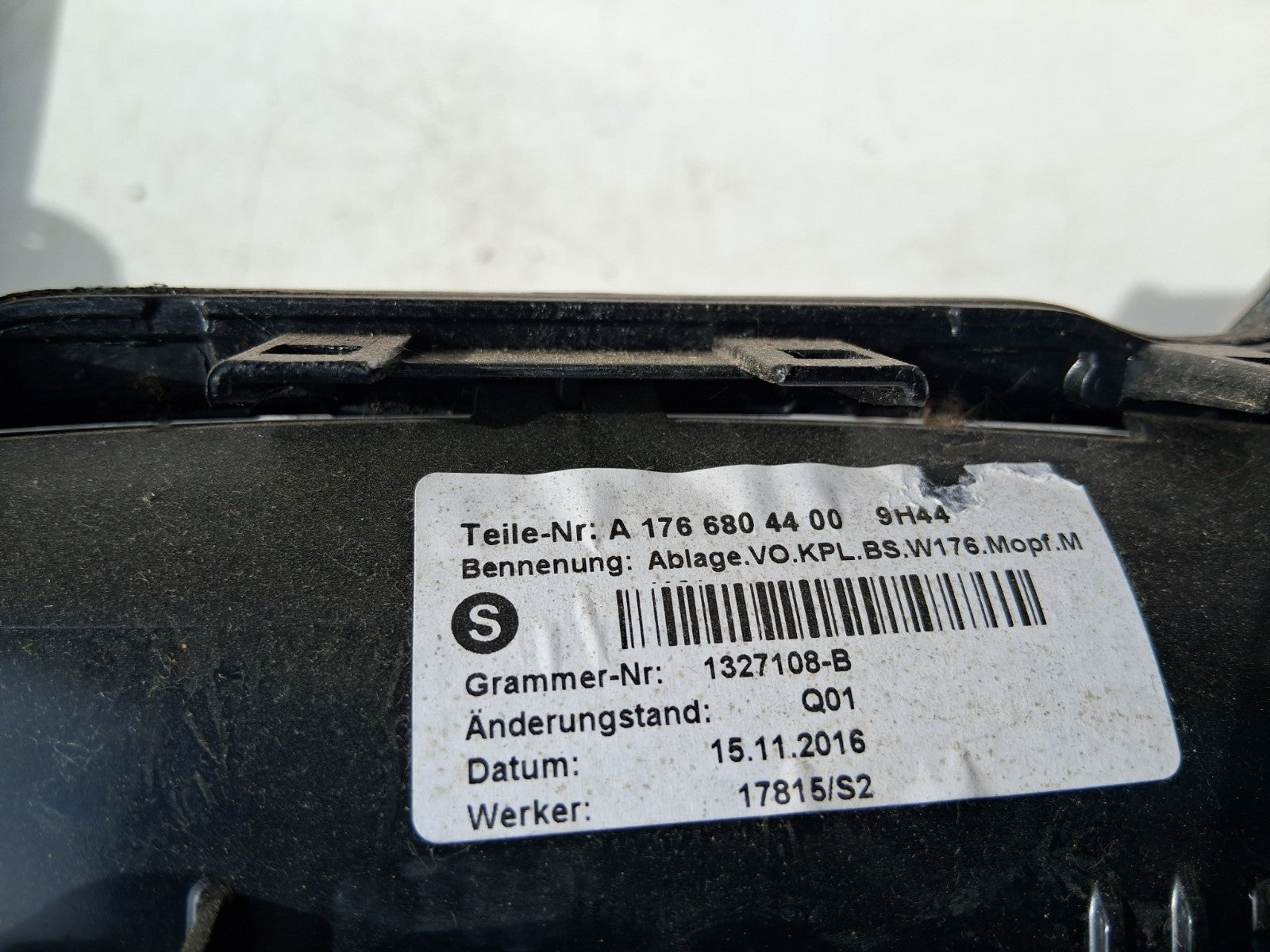 MERCEDES BENZ CLA 2016 C117 AMG CENTRE CONSOLE COVER TRIM A1766804600
