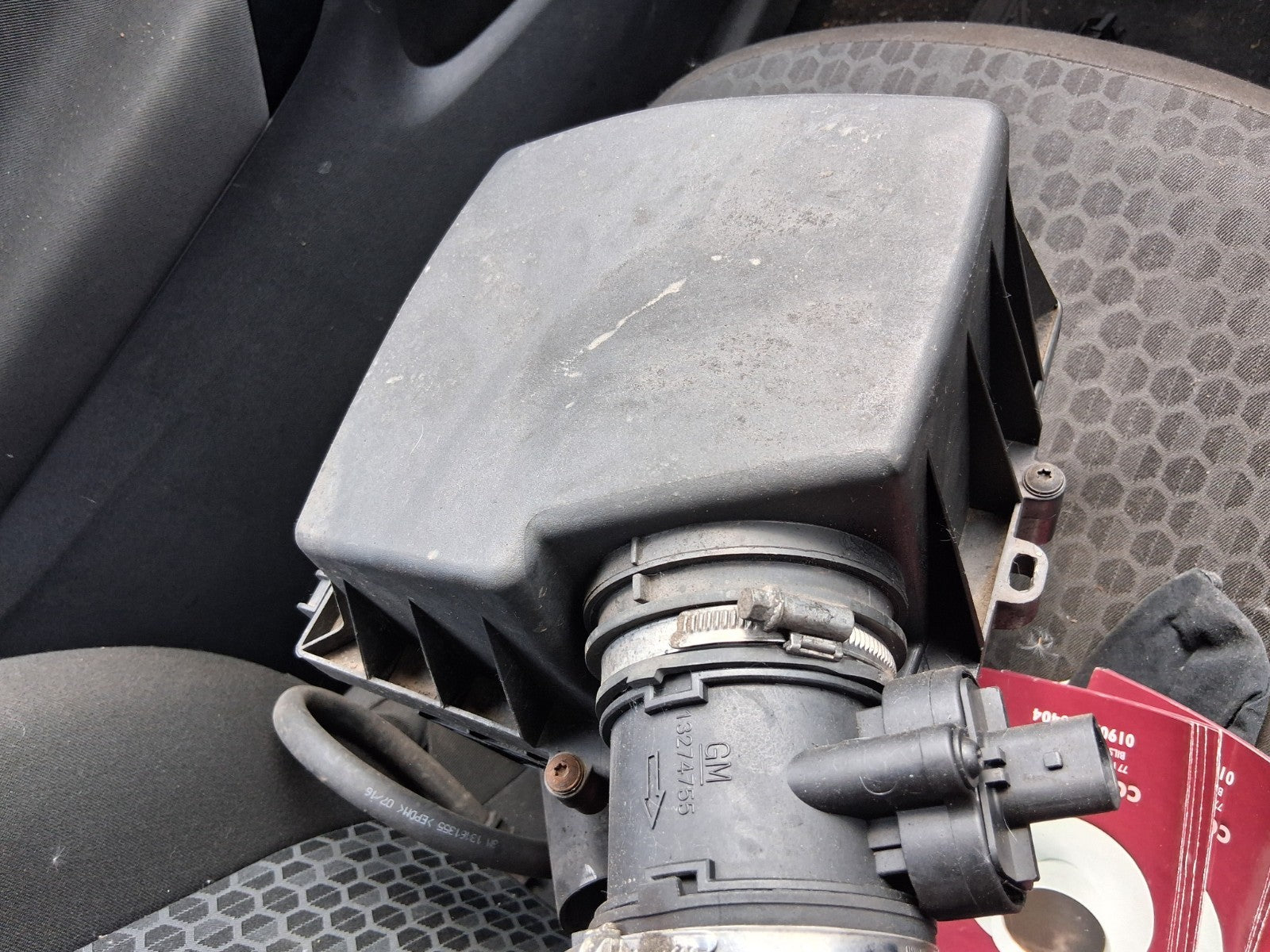 2017 VAUXHALL CORSA E 1.2 DIESEL AIR FILTER BOX HOUSING BOX