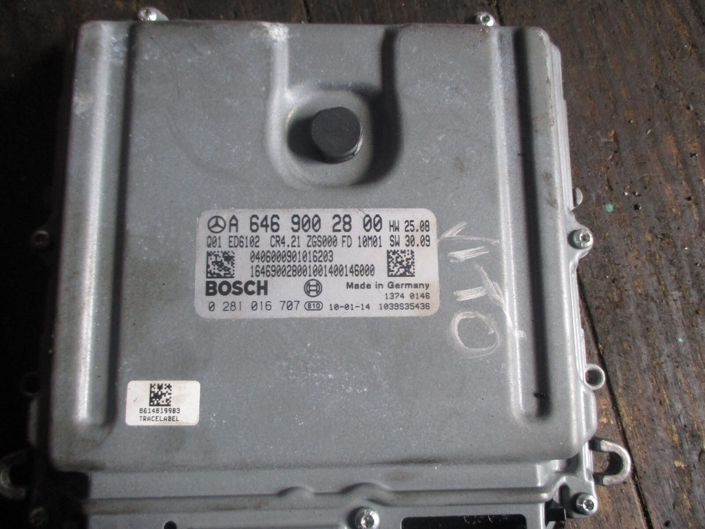 MERCEDES BENZ VITO W639 2010 ECU ENGINE CONTROL MODULE A6469002800