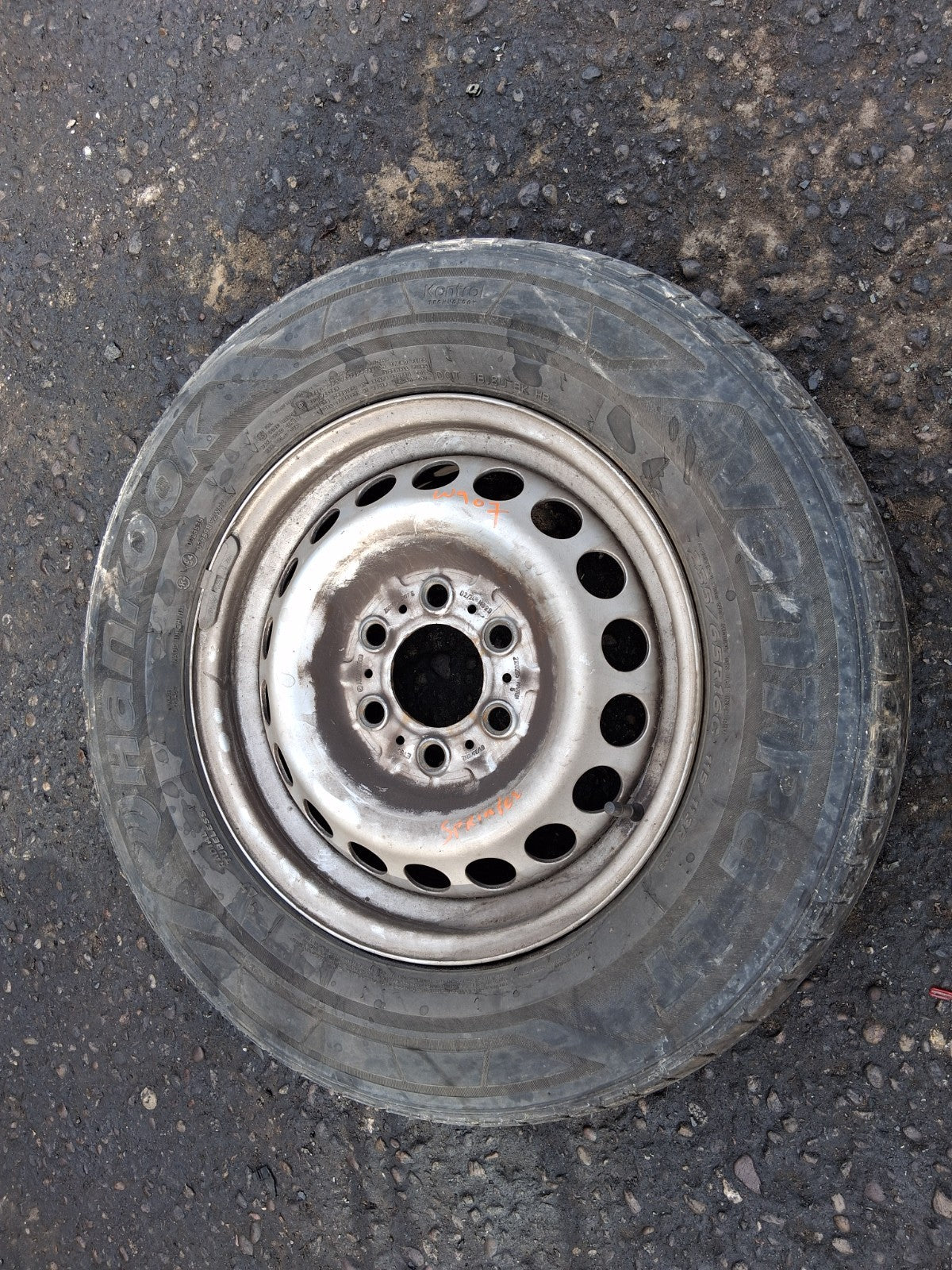 2020 MERCEDES BENZ SPRINTER W907 16 INCH STEEL WHEEL WITH TYRE 235/65R16