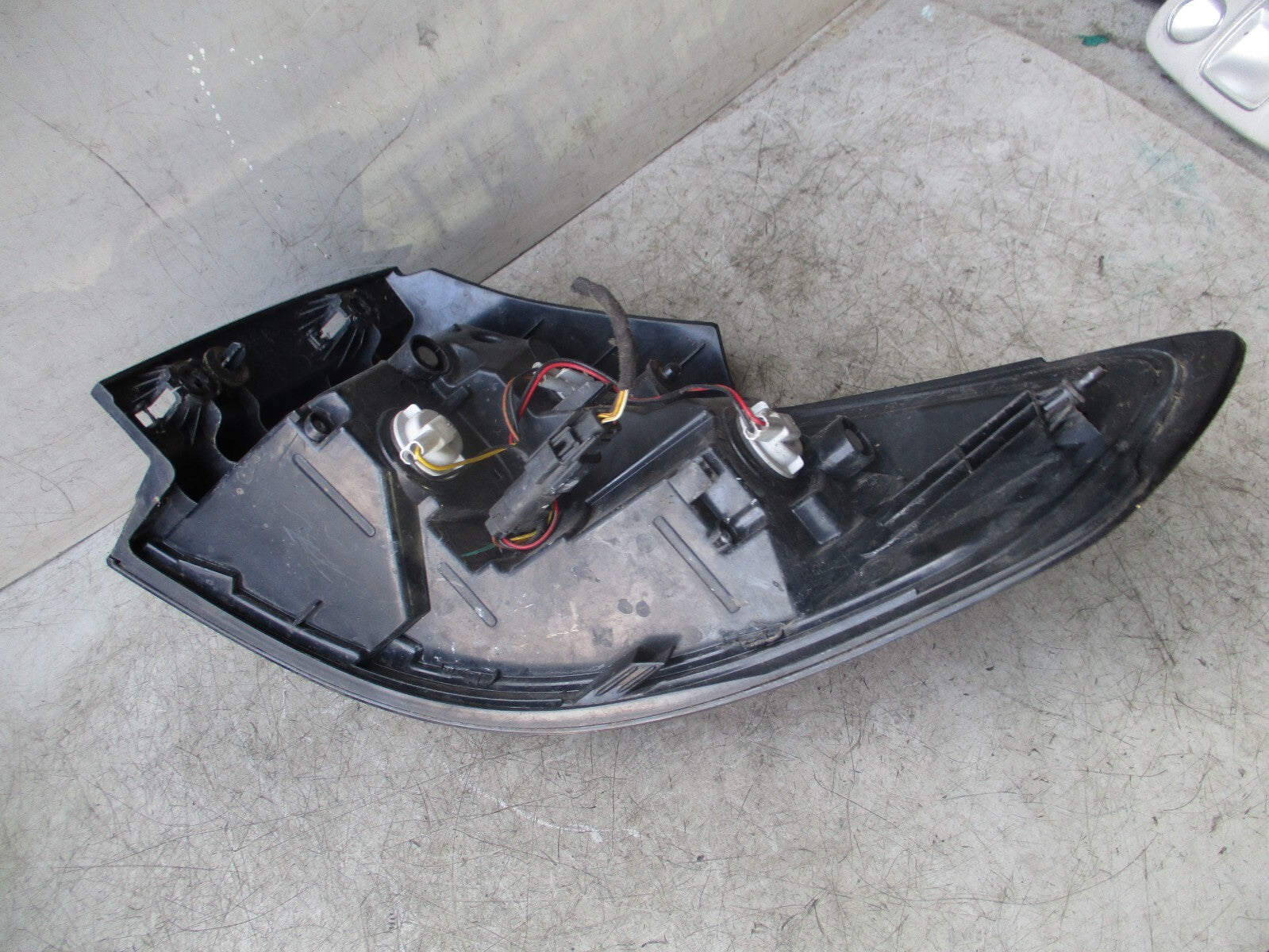 2016 VAUXHALL ZAFIRA C NSR PASSENGER SIDE REAR OUTER TAIL LIGHT LAMP 39009032