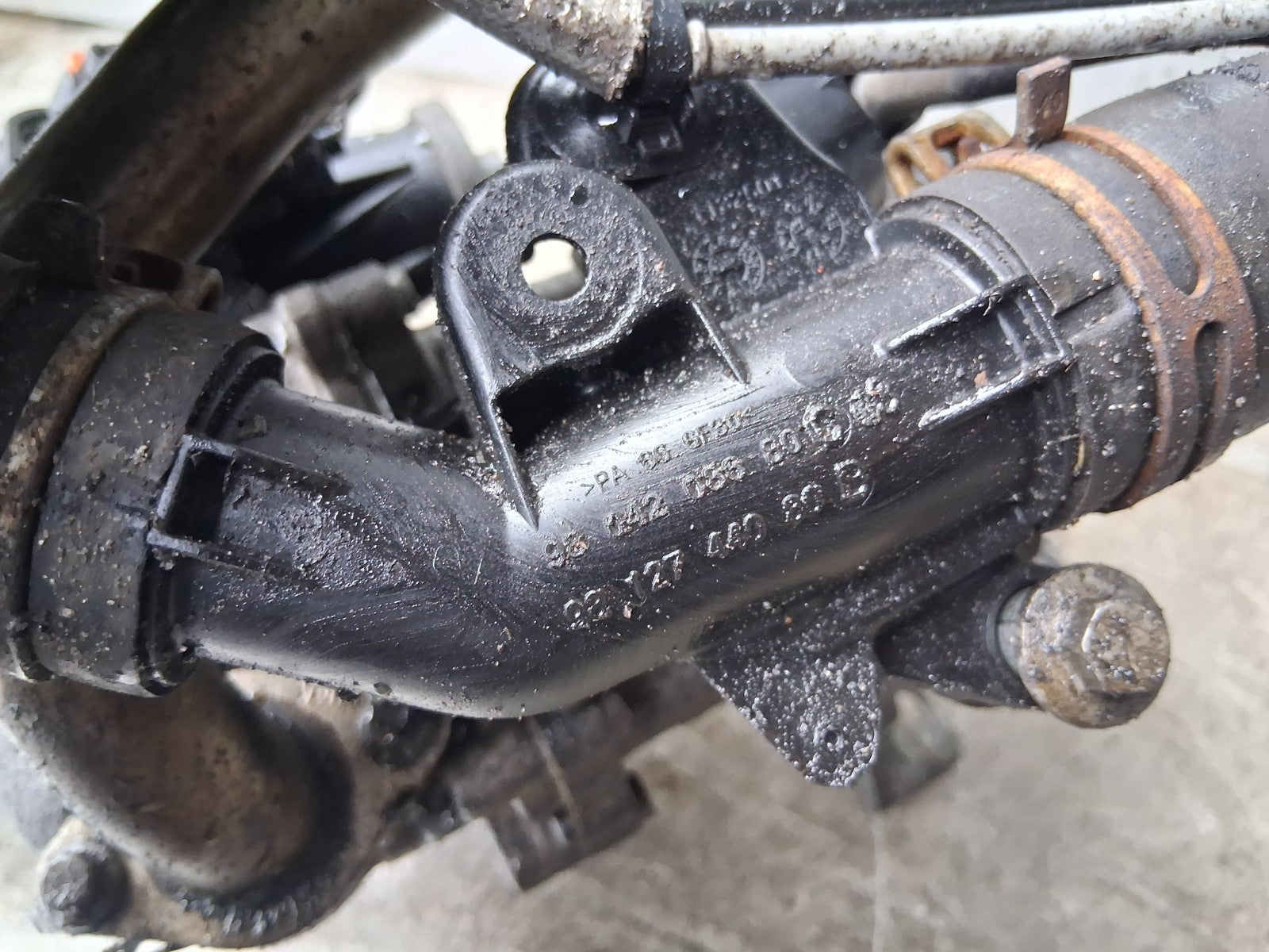 2021 FORD TRANSIT 350 MK8 2.0 DIESEL EGR VALVE WITH COOLANT PIPE 516939