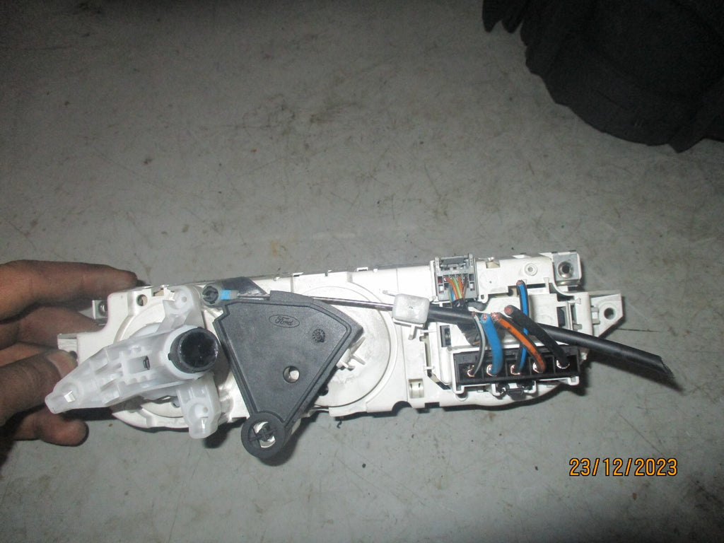 FORD FOCUS MK2 2010 HEATER AC CLIMATE CONTROL SWITCH PANEL