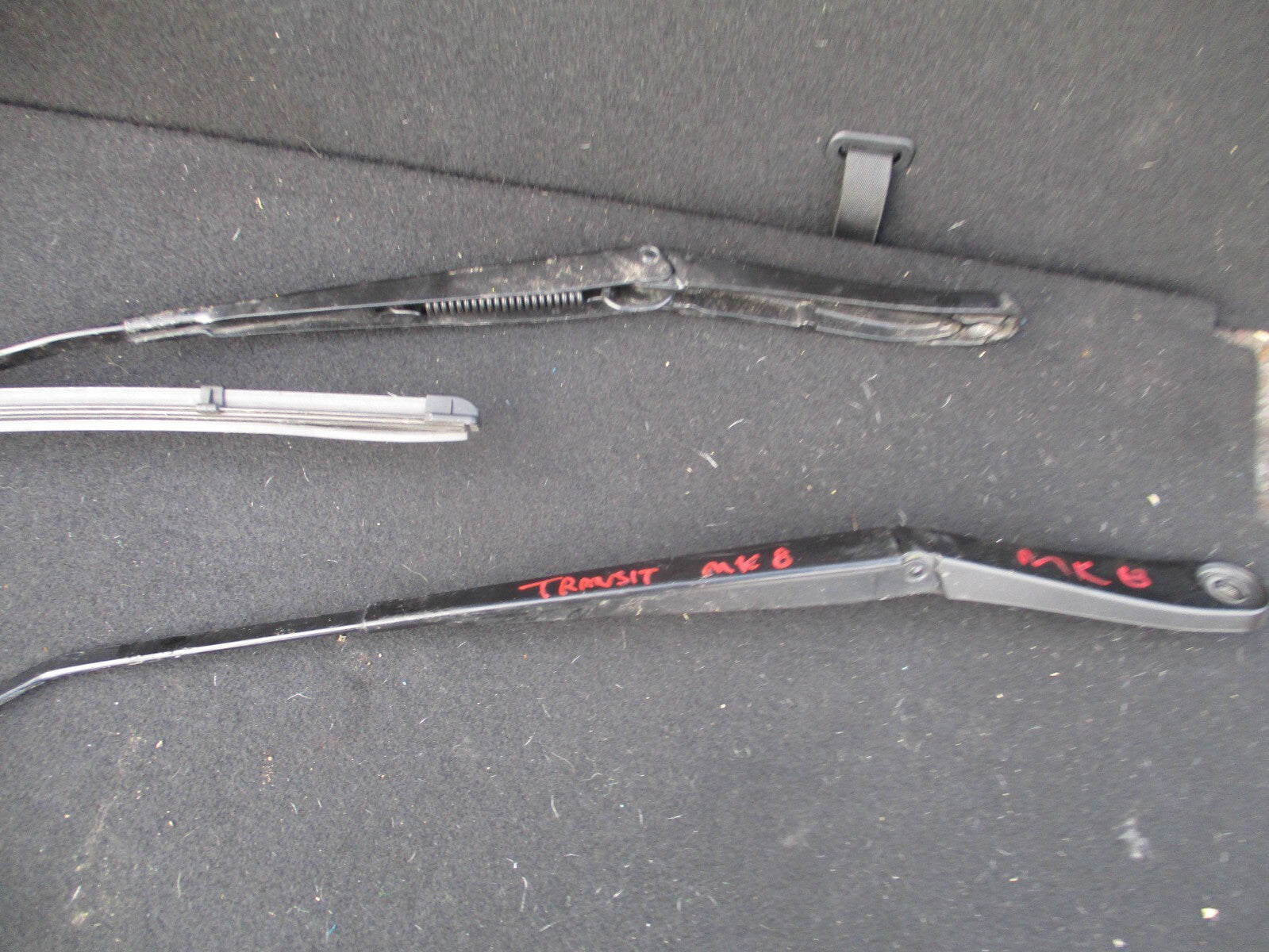 2021 FORD TRANSIT 350 MK8 FRONT WINDSCREEN WIPER ARM BLADES SET