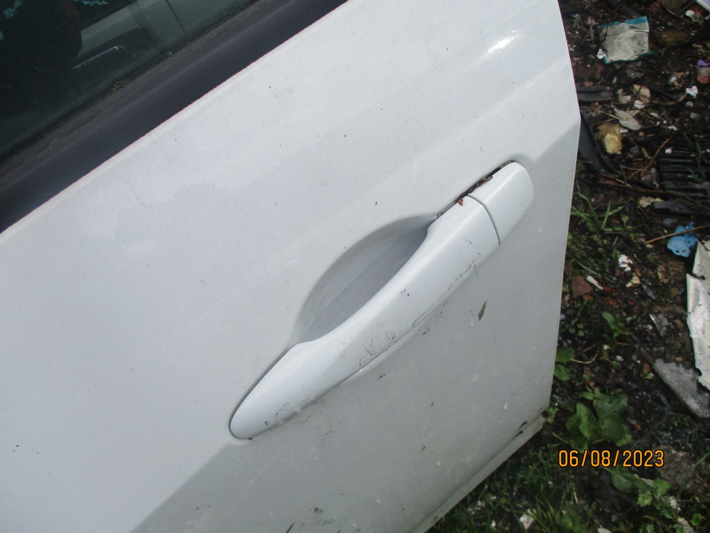 NISSAN MICRA K14 2019 NSF PASSENGER SIDE FRONT EXTERIOR DOOR HANDLE WHITE
