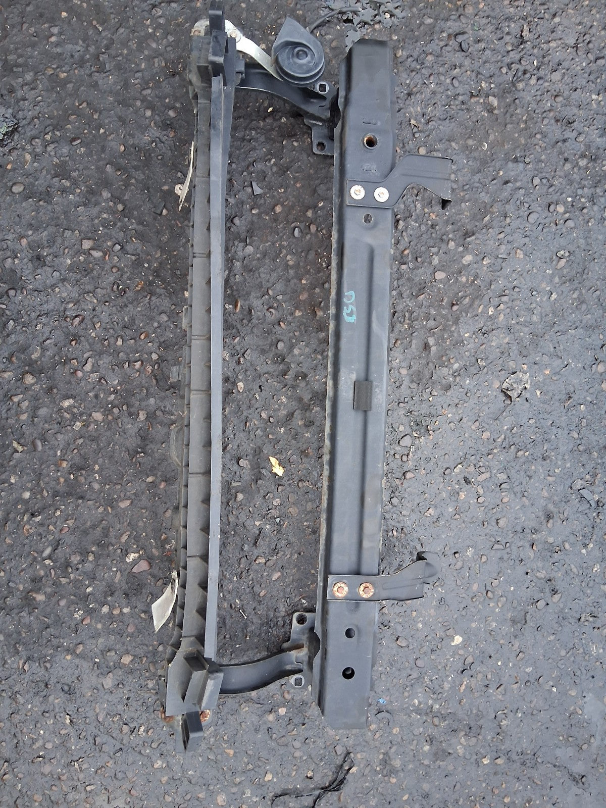2012 CITROEN DS3 MK1 1.6 DIESEL FRONT BUMPER CRASH BAR REINFORCEMENT BAR