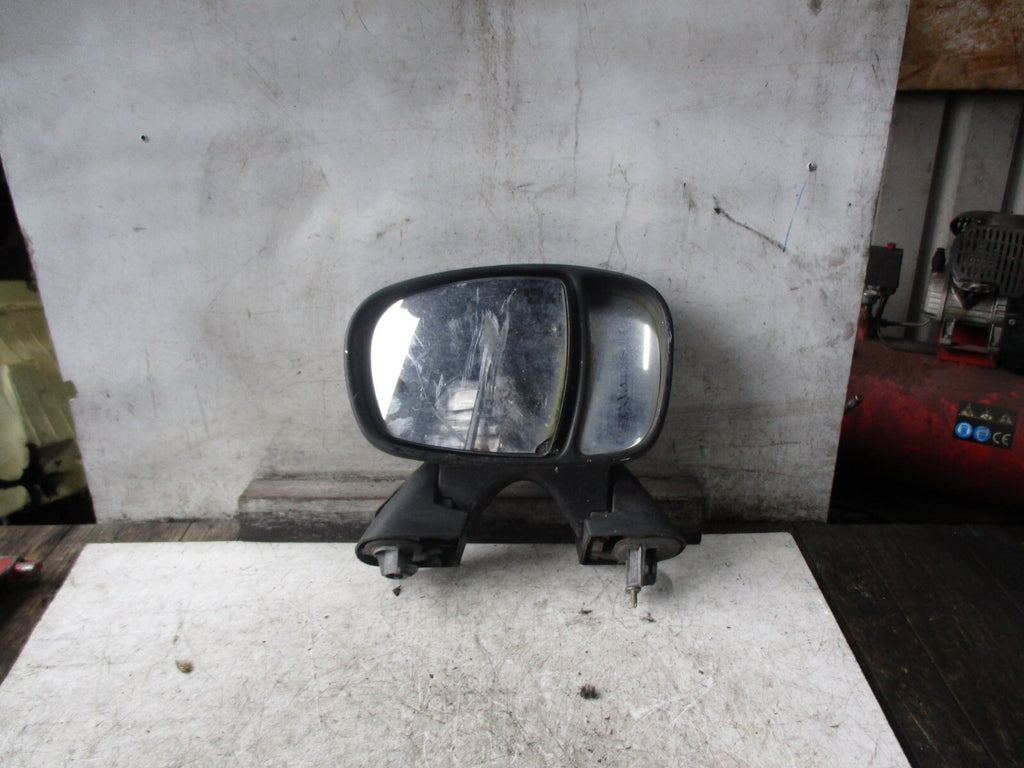 VAUXHALL VIVARO 2002 MK1 OSF DRIVER SIDE FRONT WING MIRROR