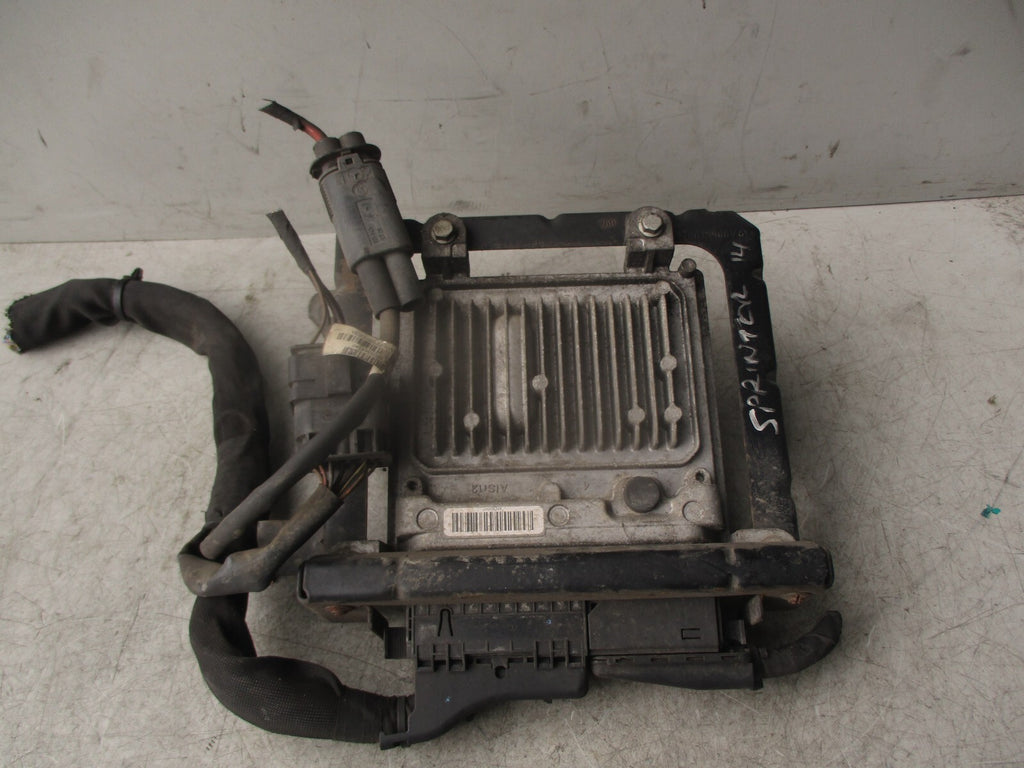 2014 MERCEDES SPRINTER W906 2.1 DIESEL ENGINE CONTROL UNIT A6519000601