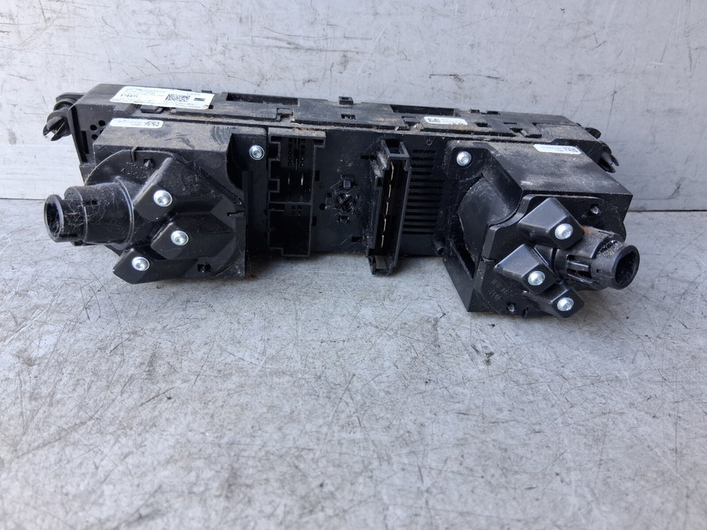 SEAT IBIZA MK5 2018 6F KJ AC HEATER CLIMATE CONTROL SWITCH PANEL 6F2820045F