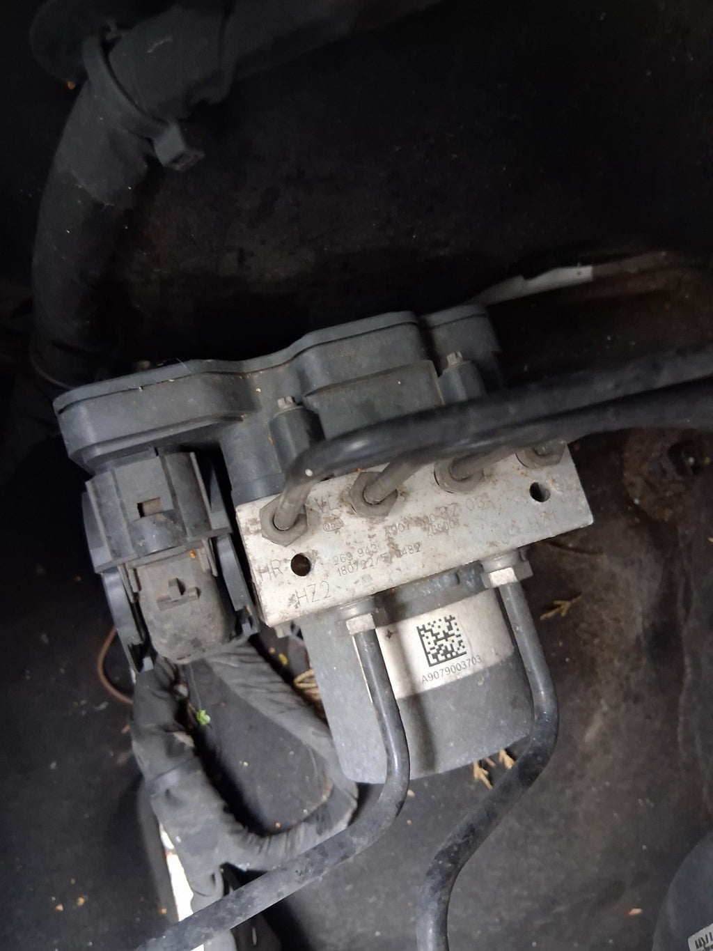 2018 MERCEDES BENZ SPRINTER W907 2.1 DIESEL ABS PUMP CONTROL MODULE A9079003703