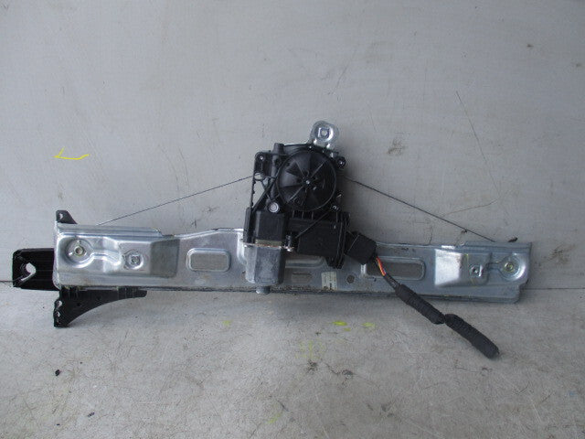 2016 VAUXHALL ZAFIRA C NSR REAR PASSENGER SIDE WINDOW REGULATOR MOTOR 927211100