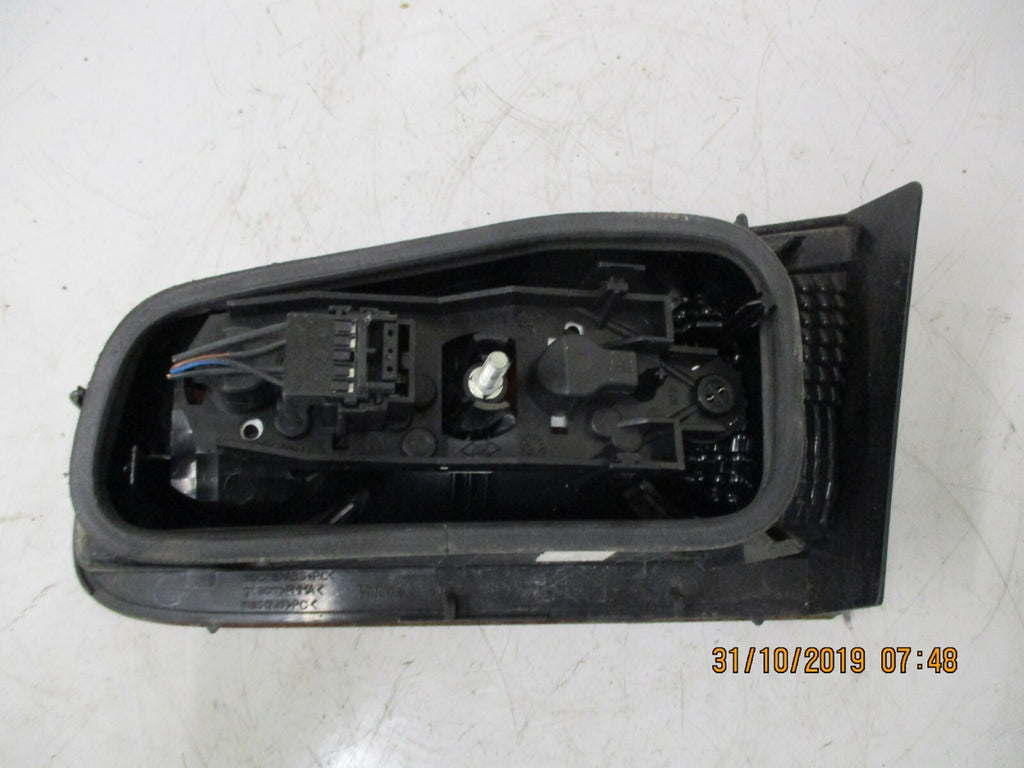 RENAULT LAGUNA HATCHBACK MK2 2007 FACELIFT NSR PASSENGER SIDE INNER REAR LIGHT