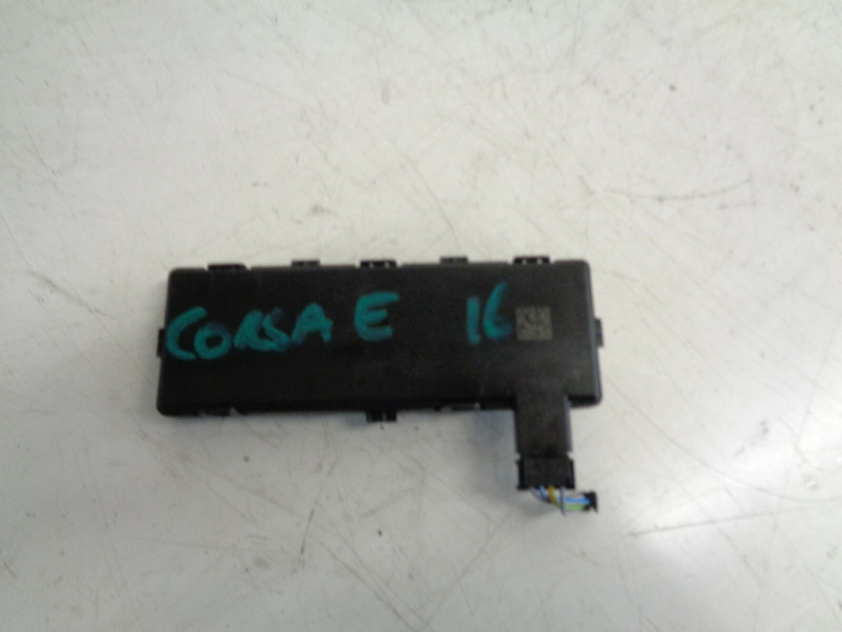 VAUXHALL CORSA E 2016 CENTRAL LOCK LOCKING RADIO RECEIVER MODULE 13503204