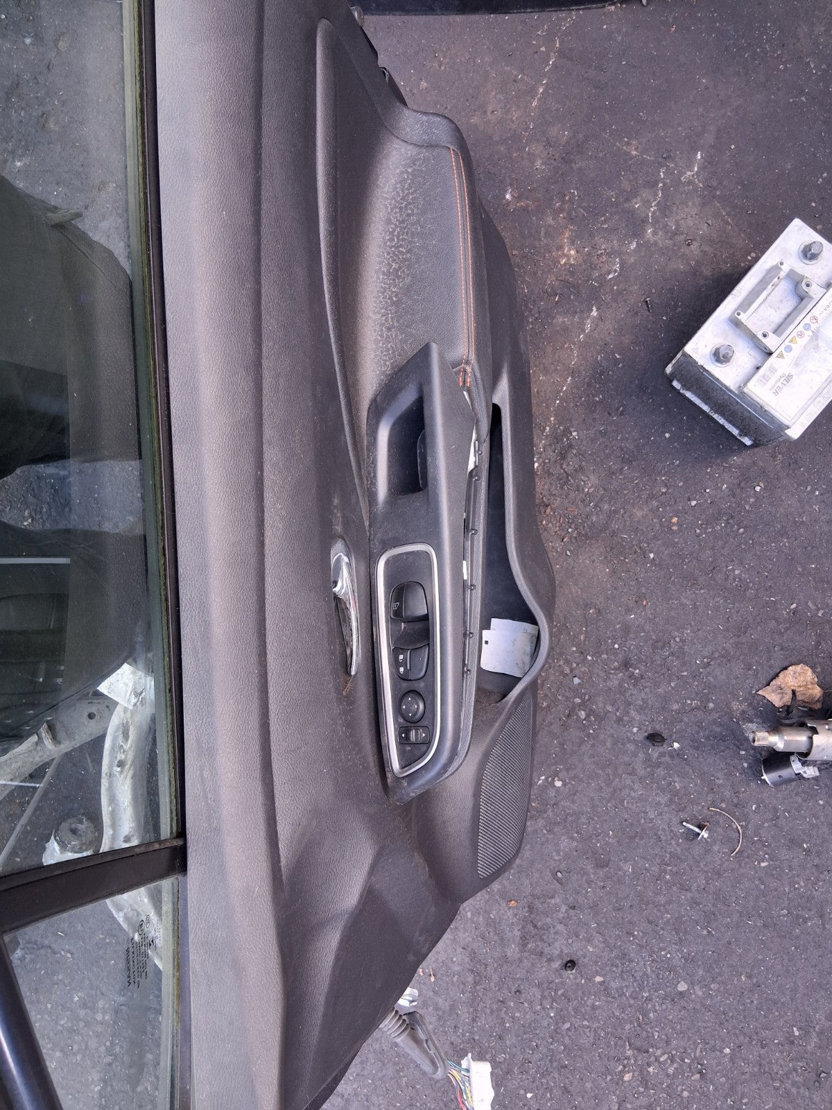 2018 NISSAN MICRA K14 OSF DRIVER SIDE FRONT COMPLETE DOOR GREY TITANIUM KPN
