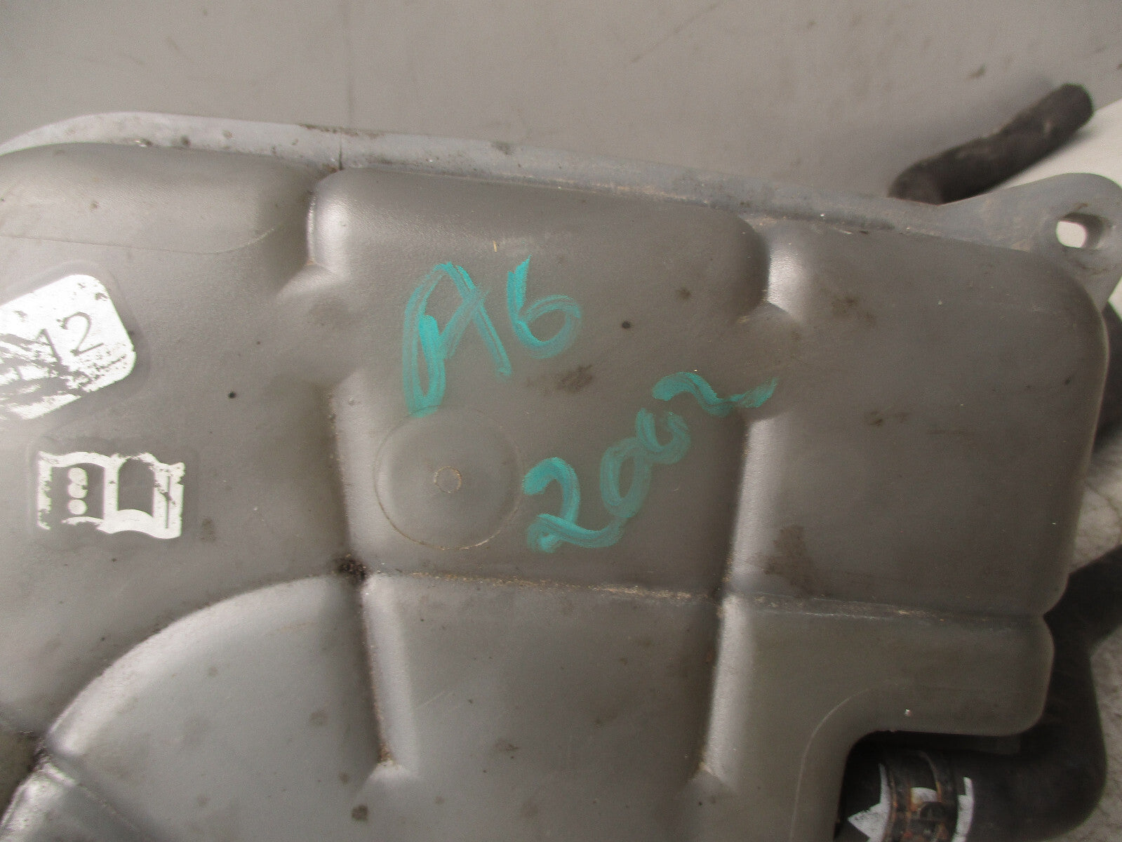 2002 AUDI A6 C5 4B COOLANT EXPANSION HEADER  TANK 8E0121403
