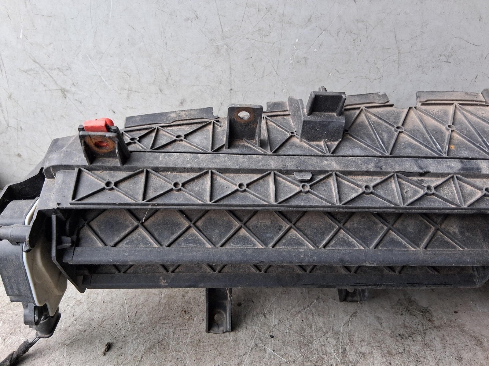 2015 VAUXHALL INSIGNIA MK1 FRONT AIR DUCT SHROUD 6466R300