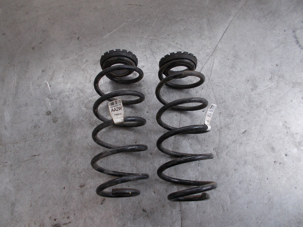 VAUXHALL VIVA 2016 PAIR REAR SUSPENSION COIL SPRINGS 42469578 AA2W