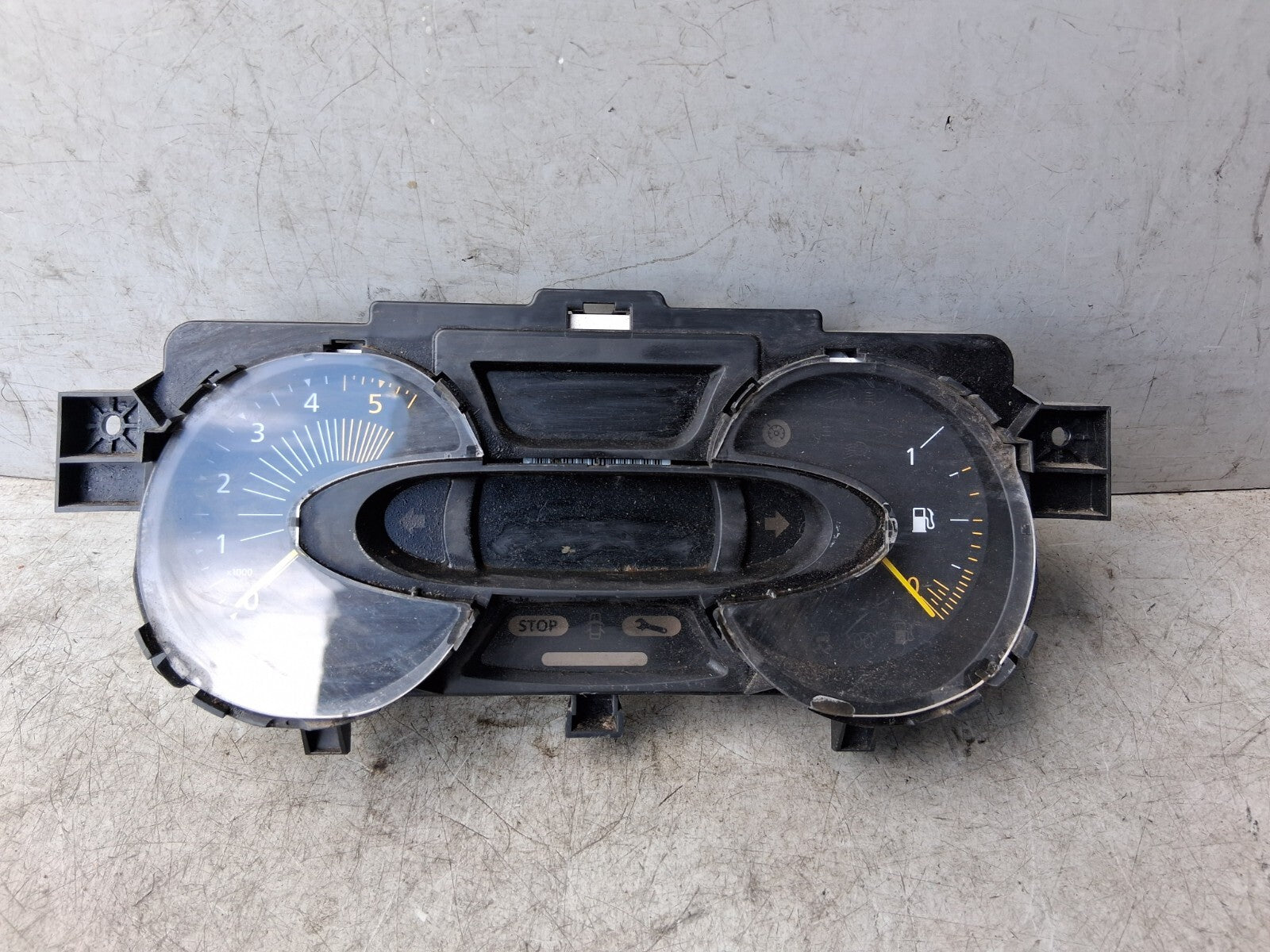 RENAULT CAPTUR 2014 1.5 DIESEL SPEEDO METER INSTRUMENT CLUSTER GAUGE 248100919R