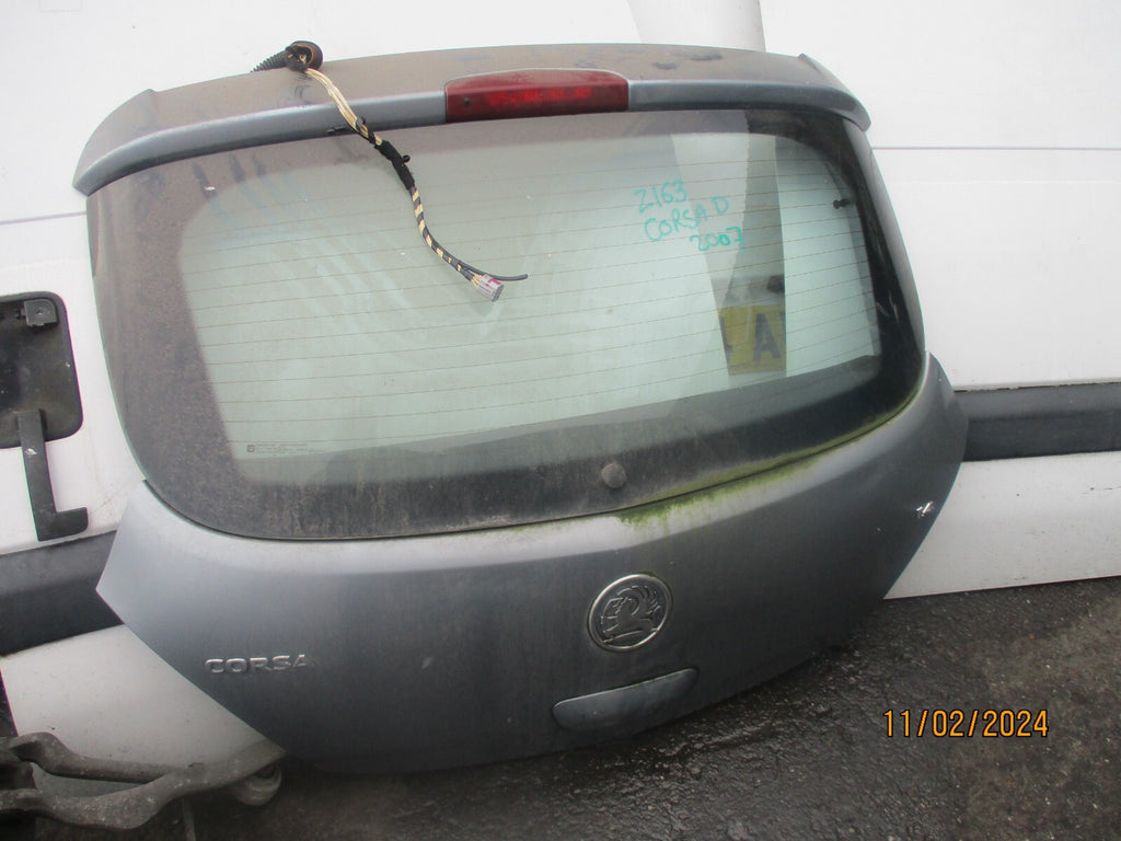 VAUXHALL CORSA D 2007 3 DOOR REAR COMPLETE TAILGATE BOOTLID LIGHTING SILVER Z163