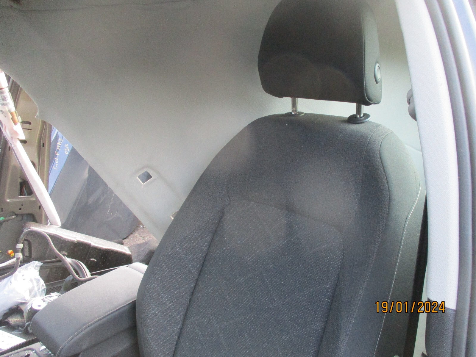 VW VOLKSWAGEN GOLF MK8 2023 NSF PASSENGER SIDE FRONT COMPLETE SEAT FABRIC